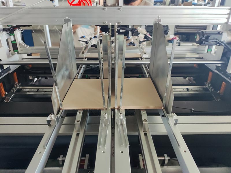 Digital Case Making Machine